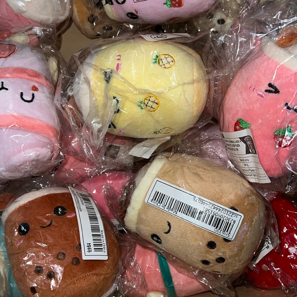 Boba Plushie Keychains - Picture 1 of 6